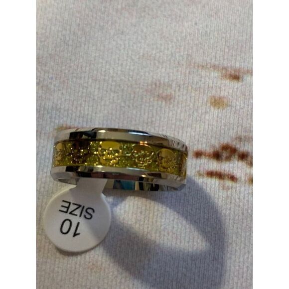 Skull ring size 10 - Picture 1 of 3